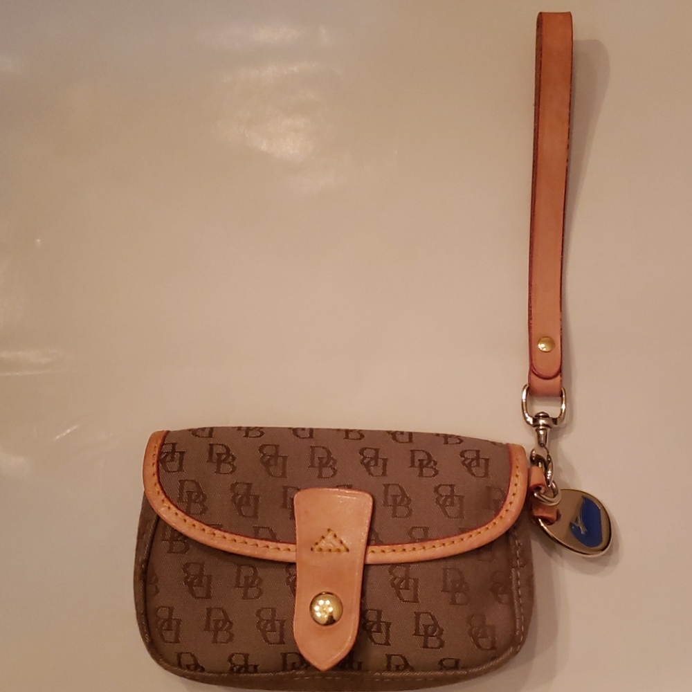 Dooney & Bourke Wristlet